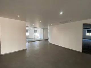 2415 sqm Office To Let in Bryanston