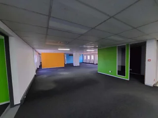 Large 1st Floor Office To Let in Bedfordview