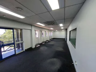 Large 1st Floor Office To Let in Bedfordview