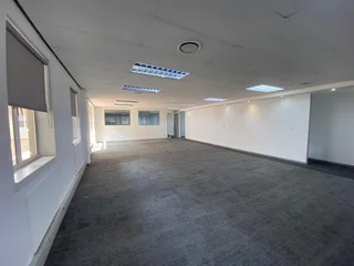 2415 sqm Office To Let in Bryanston