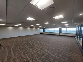 882 sqm Office to Let in Bedfordview