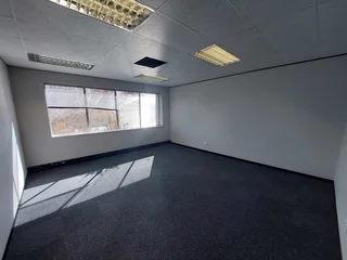 69 Sqm Office to Let in Bedfordview