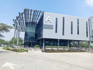 772m2 Office to rent Woodmead