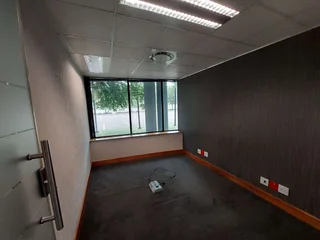 1353 sqm Office to Let in Bedfordview