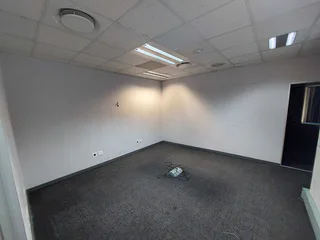 1353 sqm Office to Let in Bedfordview