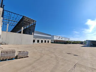 Newly Built 22,500m² Warehouse TO RENT in Cornubia | Swindon Property