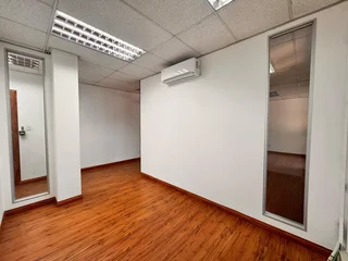 160sqm Office to Let in Sandton