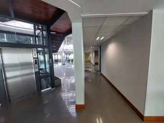 1353 sqm Office to Let in Bedfordview