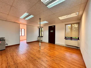 160sqm Office to Let in Sandton