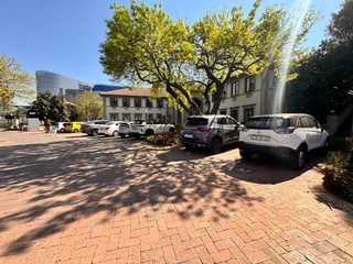 160sqm Office to Let in Sandton