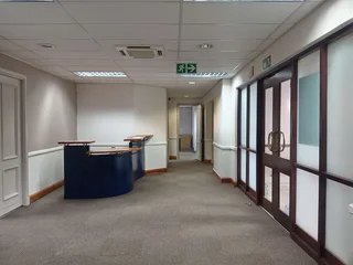 298m² Office to rent Rivonia
