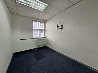 Offices available To Let in Bryanston.