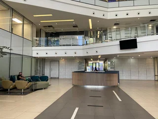 733 sqm Office To Let in Bryanston