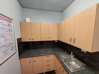 225 sqm Ground Floor Office to Let