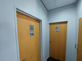 225 sqm Ground Floor Office to Let