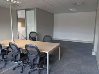 8470 sqm Warehouse To Rent, Linbro