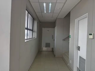 8470 sqm Warehouse To Rent, Linbro