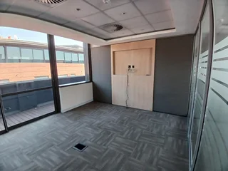 637 sqm Office to Let in Melrose Arch