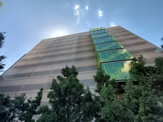 1140 sqm Office to Let