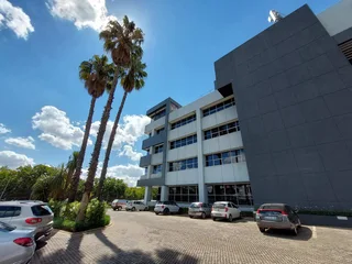 110 sqm Office to Let in Bedfordview