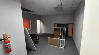 110 sqm Office to Let in Bedfordview