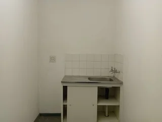 759.30m² Warehouse To Rent, Linbro