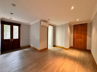 195 sqm Office to Let in Sandton