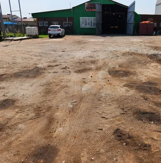 TO LET 500m² Workshop/Factory