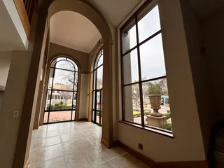 195 sqm Office to Let in Sandton