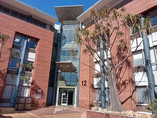 712.10 m² Office To Rent, Woodmead