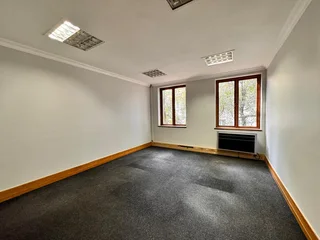 195 sqm Office to Let in Sandton