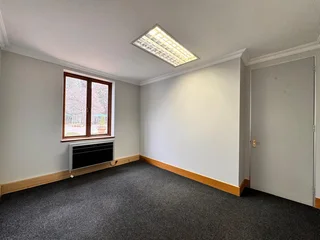 195 sqm Office to Let in Sandton