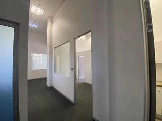 175 sqm Office To Let in Bryanston