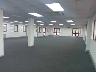 587m² Office to rent Rivonia
