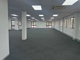 587m² Office to rent Rivonia