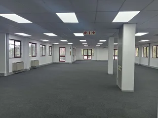 587m² Office to rent Rivonia
