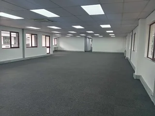 587m² Office to rent Rivonia