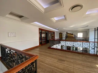 513 sqm Office To Let in Bryanston