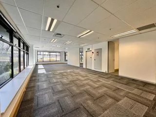 332 sqm Office to Let in Sandton