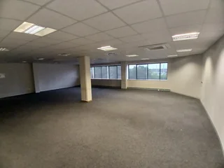 1069 sqm Office to Let in Bedfordview