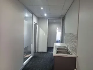 172m² Office to rent Woodmead