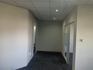 172m² Office to rent Woodmead