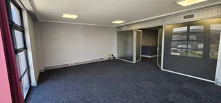 342m2 Warehouse To Let in Stikland Bellville