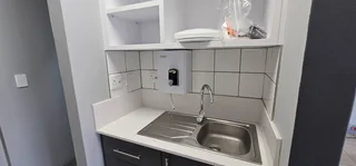 342m2 Warehouse To Let in Stikland Bellville