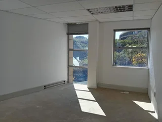 723.49m² Office to let Woodmead