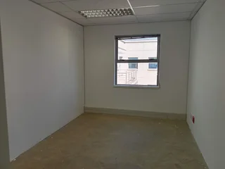 723.49m² Office to let Woodmead