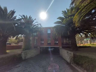 Entire Ground Floor to Let in Bedfordview