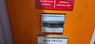 342m2 Warehouse To Let in Stikland Bellville