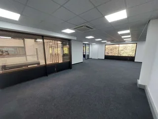169 sqm 3rd Floor Office to Let
