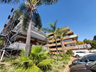 169 sqm 3rd Floor Office to Let